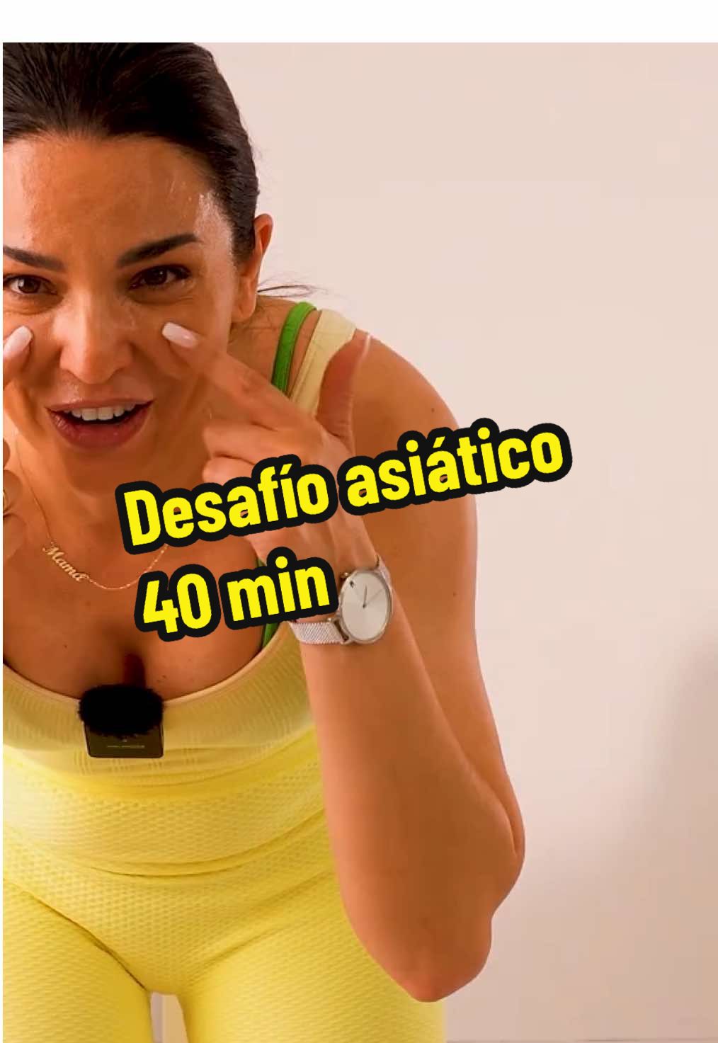 21 dias para hacer desaparecer tu Panza | EJERCICIOS ASIÁTICOS ¿Buscas una clase donde se quemen muchísimas calorías y además tonifiques tu cuerpo? Prepárate, esta es tu clase! Lo conseguí después de mi primer embarazo y lo he vuelto a conseguir con mi segundo. Los EJERCICOS ASIÁTICOS son los mejores para recuperar nuestra figura en poco tiempo. Varios estilos ,ejercitando todo nuestro cuerpo, brazos, glúteos, abdomen y piernas en 45 minutos. Una clase con la que sudar y pasarlo bien está 100% garantizado. Una clase muy cardio, sin saltos, donde podremos llegar a perder hasta 1000 calorías en una sola sesión. Vamos a conseguir nuestro objetivo! Te veo!  👀 ______________________ Pulsad en el siguiente LINK y entrarás en nuestra comunidad de WhatsApp. Allí tendrás tu REGALO. Solo tendrás que completar una encuesta muy breve para conocerte un poquito mejor. 🔴 LINK REGALO ▶ https://form.typeform.com/to/w1XZCYYX ______________________ 🔴 RETO 12 SEMANAS ▶ www.rosafitnesstrainer.com  o envíame un correo a ▶ rosafitnesstrainer@gmail.com Incluye 👇 Plan de alimentación 100% personalizado (adaptado a gustos, alergias e intolerancias) Cálculo de macronutrientes (Incluye total calorías + gramos hidratos, grasas y proteína) Opción alimentación vegetariana y vegana Asesoramiento en suplementación deportiva (si se requiere) Plan de entrenamiento 100% personalizado al nivel y lugar de entrenamiento: gym o casa con el material del que disponga cada persona Descripción gráfica + explicación detallada de cada ejercicio Resolución de dudas y soporte técnico vía mail ilimitado además de WhatsApp NO LO DUDES, SI QUIERES UN CAMBIO, ESCRÍBEME POR CORREO, ESTE ES TU MOMENTO! ▶ rosafitnesstrainer@gmail.com ______________________ ¿Conoces el programa para Miembros TOP? Las mejores clases de Fuerza, Fullbody, GAP...te están esperando. Un contenido único con el que conseguiremos nuestro objetivo: 🔴 MIEMBROS TOP - Un nuevo proyecto donde te espero con gran cantidad de contenido ▶    / @entrenaconrosafitness   ______________________ 🔴 DESCARGA CALENDARIO GRATUITO ▶ https://www.rosafitness.es/  ✅ SUSCRÍBETE ▶ https://bit.ly/RosaFitness ______________________    ✅ Rutinas recomendadas 🔥Baile 👉    • Sientete BIEN Bailando y Quemando cal...   🔥Quemagrasa 👉    • QUEMAGRASA Brutal para Bajar de Peso ...   🔥Pilates en la Pared empezando desde cero 👉    • Pilates en la Pared empezando desde c...   🔥Desafío Asiático Empezando de Cero - Reto 1 👉    • Ejercicios ASIATICOS para Bajar de Pe...   🔥Abdominales de Pie 👉    • Los mejores Abdominales de Pie para P...   🔥GAP 👉    • Entrenamiento Completo GLUTEO ABDOMEN...   🔥Salto a la comba desde cero 👉    • QuemaGrasas para perder peso Rapido |...   ______________________ 🔴 Las mejores productos de PROZIS en ropa deportiva, alimentación saludable, nutrición deportiva...con mi Código conseguirás grandes descuentos ▶ ROSAFITNESS ✅ https://www.prozis.com/dRFj ______________________ SÍGUEME EN MIS REDES SOCIALES   💕  Facebook ▶   / rosafitnesstrainer     💕 Instagram  ▶ https://www.instagram.com/rosafitness... 💕 Tik Tok ▶   / rosafitnesstrainer