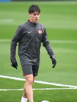 ehh pacarr #ardaguler #realmadrid #awasnantijatuhcinta #lewatberanda #fypage #fyp #4u 