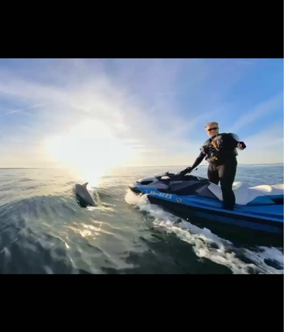 Become a member of the new fast growing cost effective way to Jetski. We train you and teach you about the area then set you free on one of our Seadoo Jetskis.  Contact Glenn direct for more info on how to join the club and how it all works. 😎🇬🇧👍🏼 Video credit : Steve (member).  #newwaveclubtorquay #seadoolife #newwaveclub #devon #jetskiclub #exploringcoastline #theenglishriviera #torbay #torquayharbour 