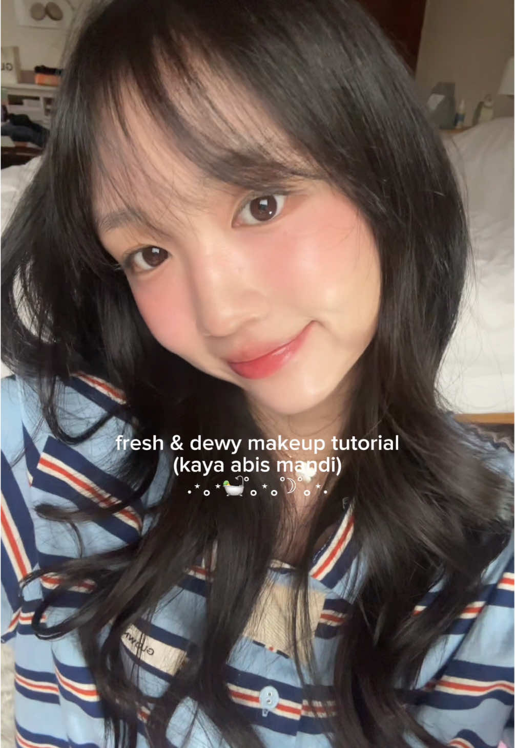 fresh glowy makeup tut! Kaya abis mandi🛀🫧 @Unleashia Official pink cushion in 21N @glowishere not dry concealer @makeupbymario contour stick in fair @Judydoll Indonesia contour palette @cliocosmetics_global lipcheek tap in rosy blow @dasique soft blur cheek in bubble coral @fwee eye palette in candy floss #bbia auto gel liner in peanut beige clio pencil liner in dark brown clio kill lash sharp curl mascara @Innisfreeofficial no sebum powder @Purcell pore ampoule spray @힌스 hince_official radiance balm in tender room Hince Raw gel tint in bare #glint highligher in pitch moon  #makeup #makeuptutorial #MakeupRoutine #fyp #foryou 