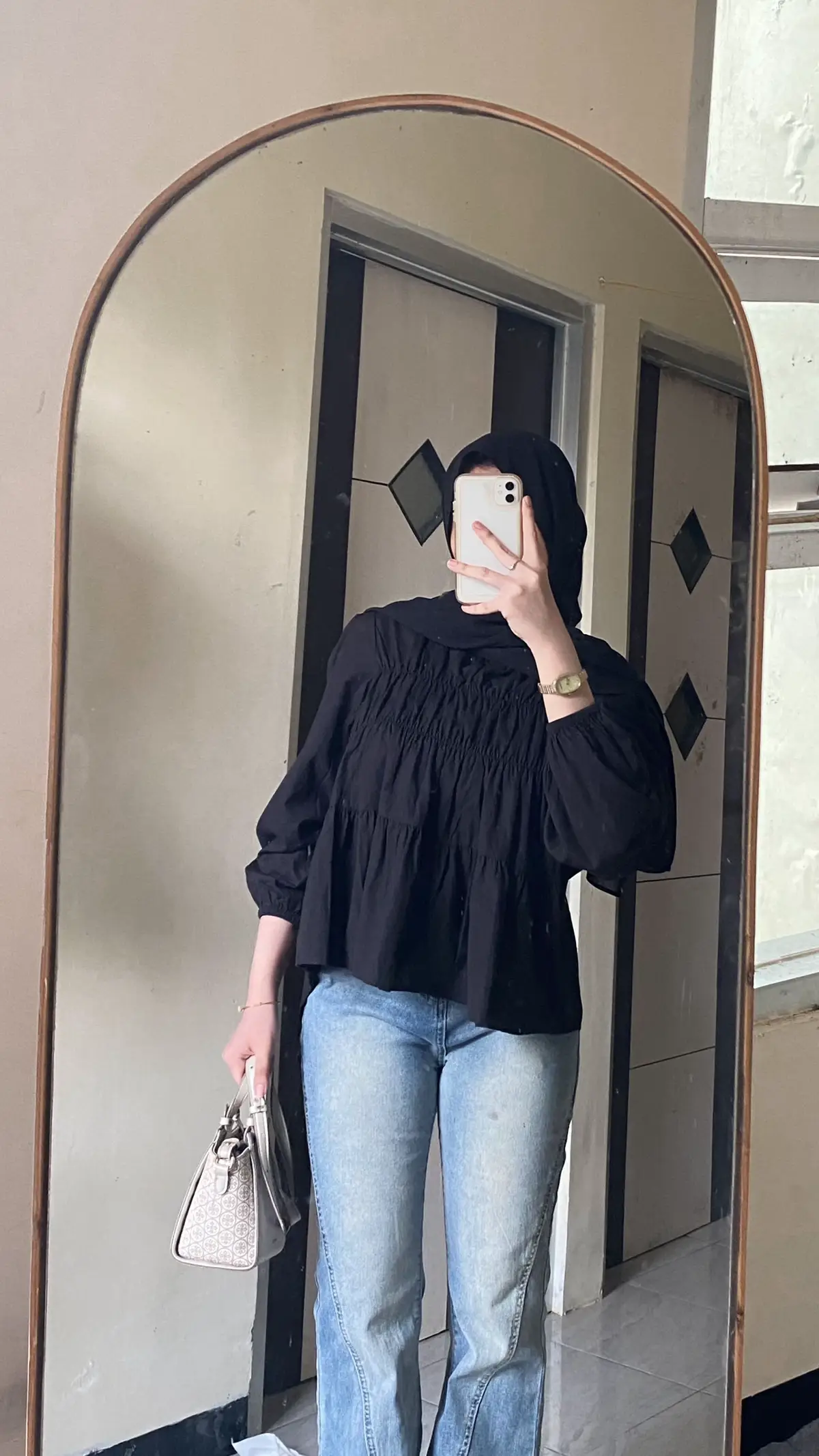 suka bgt foto miror😍 #fitcheck #outfit #ootdhijab 