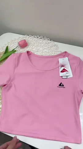 Áo crop top siêu xinh #gymqueen #aotapgym #aotapyoga #aothethao #dotapgym #dotapyoga #dotapnu #quantapgym #quantapyoga #quanaothethao 