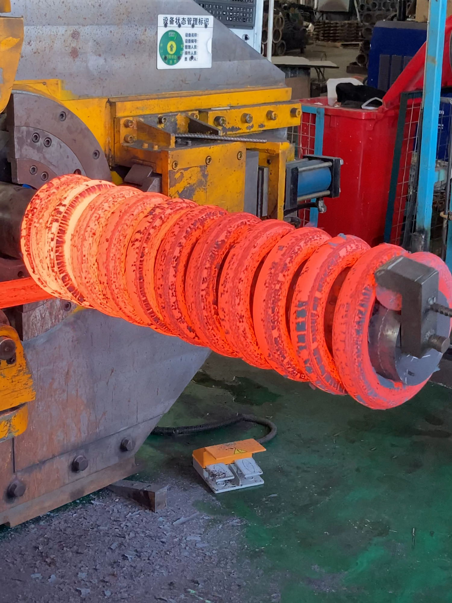 Make in China How Train Suspension Springs Are Made Hot Coiling Process!  #machine #factory #process #stamping #forging #manufacturer #producer #technology #industrial #iron