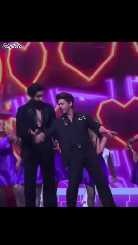 ayo bergoyang semuanya.. #bolly_lov3rs #bollywood #fypシ゚ 