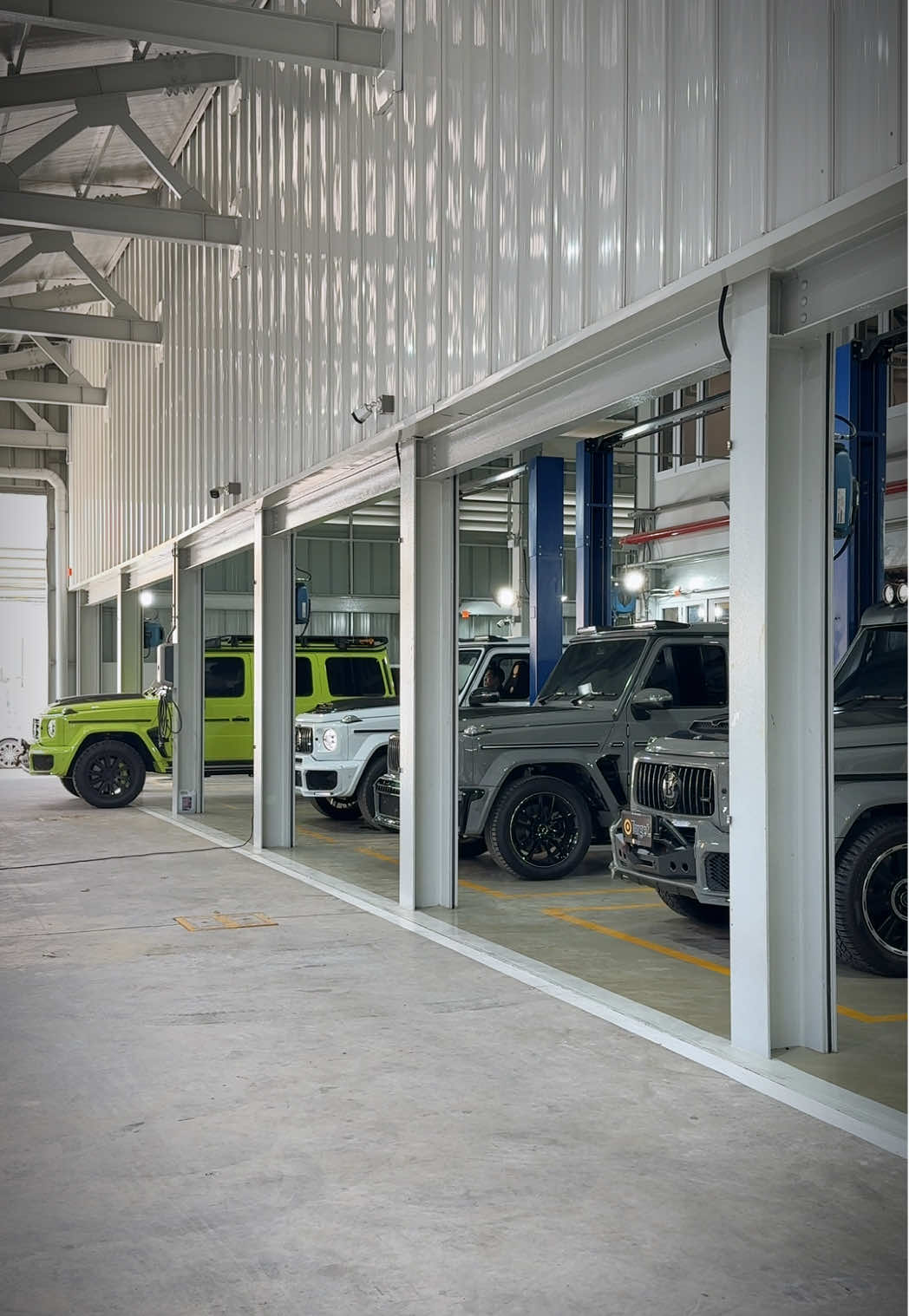 BRABUS Garage❤️‍🔥 Target Car Center  สนใจติดต่อ 088-945-9555 #targetcarcenterthailand #brabus #brabusthailand #brabusgclass #gclass #gwagon #supercar #car #carsoftiktok #luxurycars #luxurylife #garage 