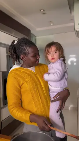 She was like a second mother to my daughter🥹❤️‍🩹 #tik_tok  #foryour  #fybシ  #fyb #cataleya_zalzali  #كتاليا_زلزلي  #كتاليا_جعفر  #كتاليا_اجمل_طفله  #كتاليا_اميرة_لبنان  #كتاليا_اسميلا 