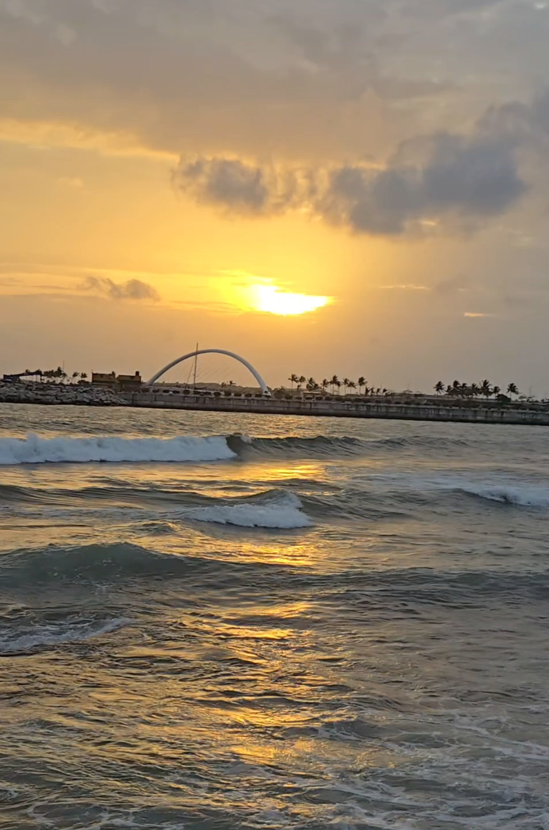 🕊❤️ @kalanipiu  #foryoupage❤️❤️ #viralvideos #onemillionaudition #beach #sunsets #eveningvibes #adurunimeka #adurunimnekaeliya #kiyadunpremaya 