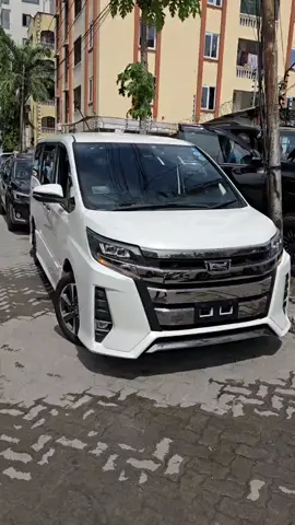 toyota noah WXB  2018 model  1800cc  7seater  half Leather seats  sliding doors  76k genuine mileage  hire purchase accepted  bank finance accepted  Trade-in accepted  phone :0705597422 #kenyantiktok🇰🇪 #fyp #toyota #toyotanoah #wxb #noah 