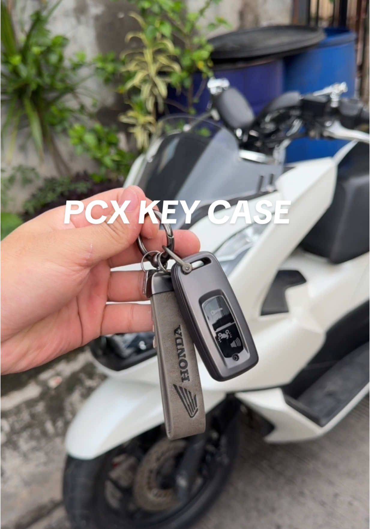 Key case para sa mga naka pcx jan. 👌#fyp #motor #motorcycle #motorista #motorequipment #motoressentials #motortools #pcx #pcx160 #creatorsearchinsights 
