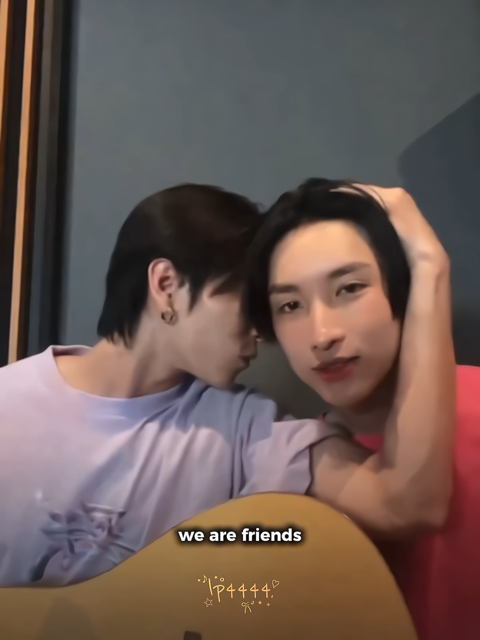 What kind of FRIEND?🤨 #BoNoh  #BossNoeul    #Bosschaikamon  #Noeulnuttarat #ShawtyBoss  #Magentaboy  #noeul #daddyboss #noeullee_ #EulBoss  #bossckm #lp4444  #bossnoeuledit #viral #fypシ #fyp #xuhuong #บอสโนอึล  #xyzbca 