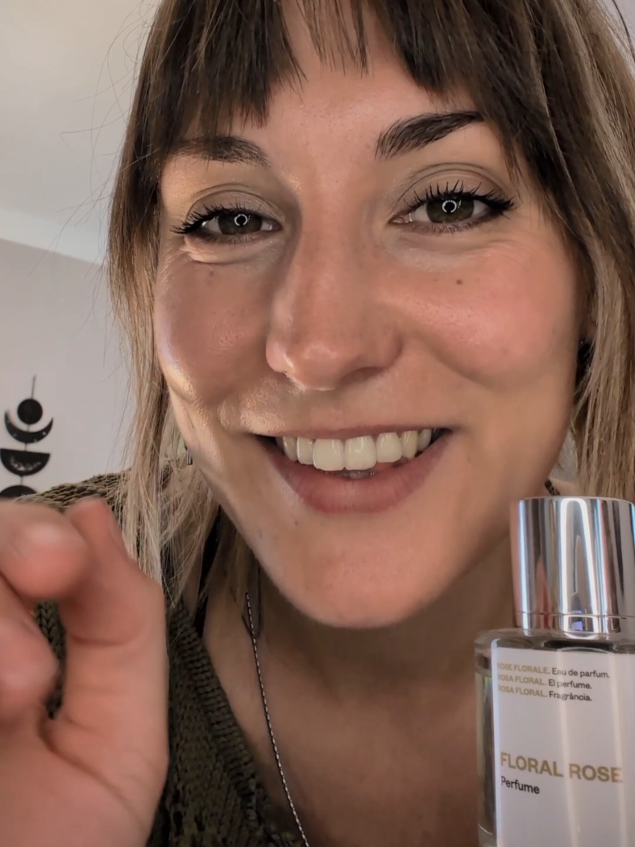 A huge thank you to @Dossier Perfume for sponsoring me!🌻 They create beautiful, affordable scents inspired by designer fragrances. I really do recommend trying them out, and you can even get 10% off with my discount code Jozette10 ❤️ https://trydossier.co.uk/discount/Jozette10 🌹 Check my BIO for the website link.  #dossier #dossierperfumes #dossierperfumesuk 