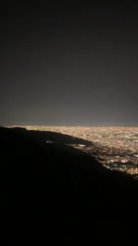 今まで見てきた夜景の中でいっっっちばんに綺麗で感動した。 #摩耶山 #摩耶山掬星台 #摩耶山夜景 #100万ドルの夜景 #神戸 #神戸夜景 #関西夜景 #夜景 #夜景スポット #日本三大夜景 #fyp #Vlog #tiktok #オススメ #いいね #いいね返し 