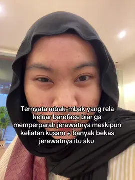 jangan terlalu diliatin atau ditanya soal jerawatnya ya, pelan-pelan mulai normalisasi orang jerawatan keluar bareface please. Kita juga sebenernya gamau begini #acnetreatment 