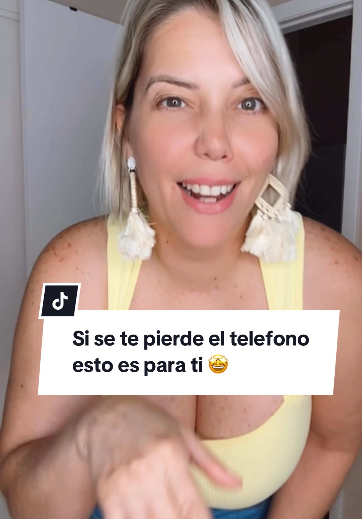 Ideal para no usar cartera y tener el teléfono a la mano #phonecrossbody #phoneleash #MomsofTikTok #mamaslatinas #crossbodycellphoneholder #phoneaccessories #momover40 #phone    #phonecrossbody #phoneleash #momsoftiktok #mamaslatinas #crossbodycellphoneholder #phoneaccessories #momover40 #phone #motherday #motherdaygift #motherdayspecial #AprilMadeMeBuylt #TikTokShopCreatorPicks #SpringTok #tiktokshoprestock #tiktokshopspringglowup 