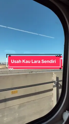 Apa cara paling ampuh untuk menghilangkan kesedihan? #foryou #usahkaularasendirikatonbagaskarafeatruthsahanaya #liriklaguindoviralbanget #laguindoterbaikk #deretanmusikindonesia #fyp #fypシ゚viral #xyzbca 