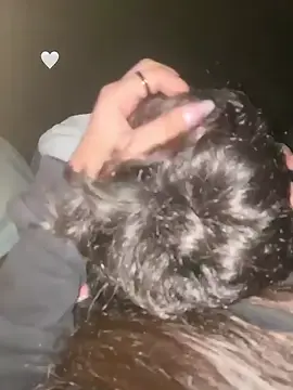 Ayyy balam yatıp saçı sığalıyıram kimsə sevgilsi xoşuna gəlir sevgi saçı sığalsaın🌹❤️😍