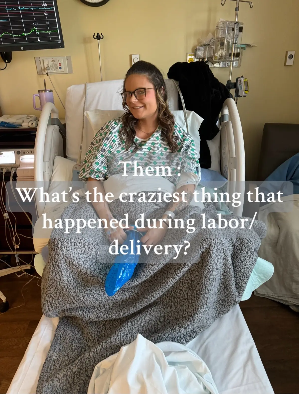 Yeah he sat down the rest of the birth 😀 #givingbirth #birth #laboranddelivery #crazystory #passingout #passedout #doink #oops #pregnancy #fyp #fypage 