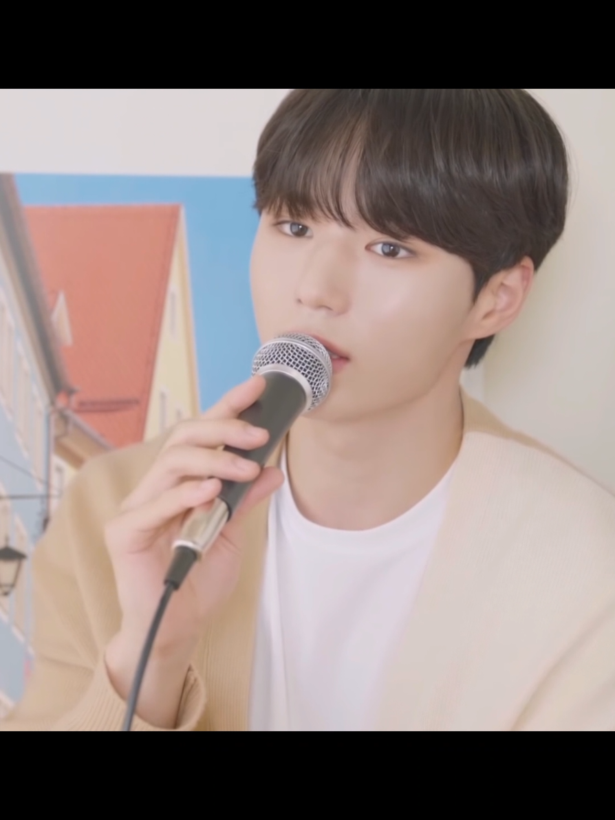 his voice❤️‍🔥💗 #Kimjunseo #김준서 #WEi #coversong #kpop #fyp #foryou 
