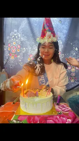 Thank you so much for making my birthday special ❤️🫶lots love mamu papa #missyoufamily❤️❤️😘 #manuranamagar #tiktoknepal🇳🇵_foryoupage @S❤️R @@its_me_Fuchi_maya❣️ @SANA🐶🚸 