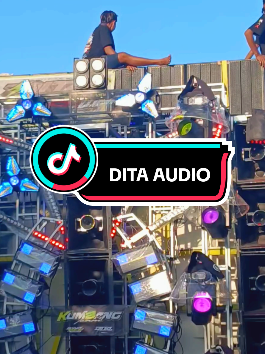 AMPUH TENAN PAKDHE👍@𝘿𝙄𝙏𝘼 𝘼𝙪𝙙𝙞𝙤.🐻‍❄️ feat @KUMBANG TEAM 😁#ditaaudio #kumbangteam #karnavalsoundsystem #karnavalpesagikayen2025 #soundsystem #fypviral #carnival 