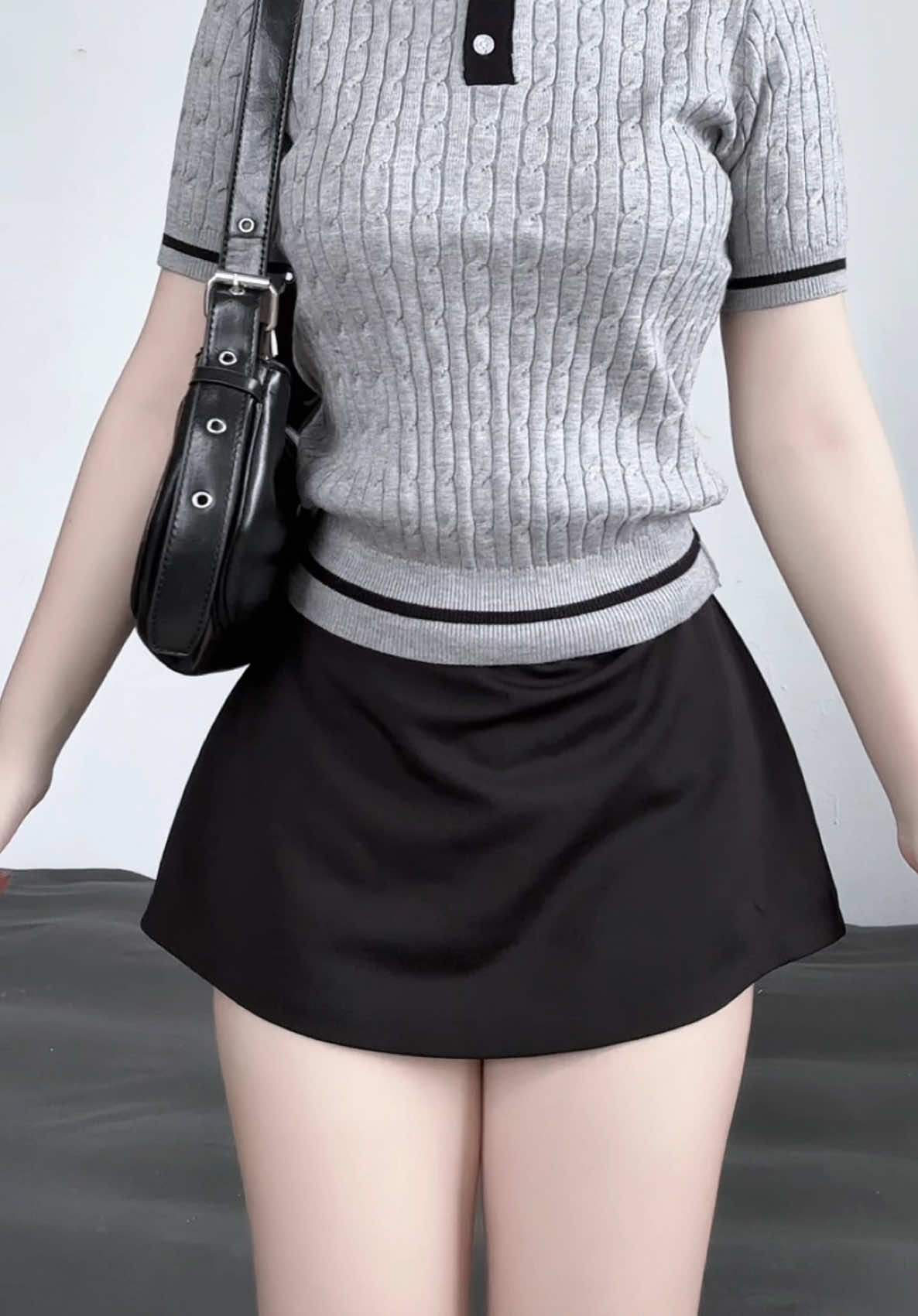 form tôn dáng cực #xuhuong #aotieuthu #outfit 