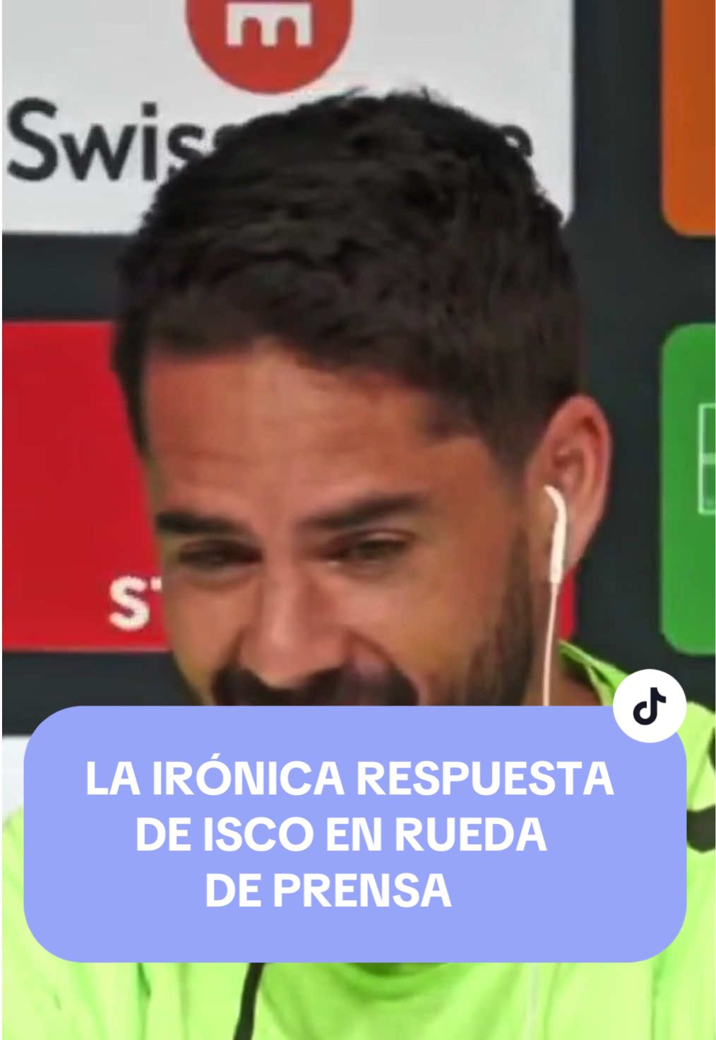 🤣 La ironía de Isco cuando le preguntan por las diferencias entre el Betis y el Chelsea.  💬 “Tienen sobre todo dinero, pero nosotros la ilusión por hacer historia en Europa”.  ¿Quién se llevará la final? #dinero #betis #conference #chelsea #tiktokfootballacademy #deportesentiktok #isco 
