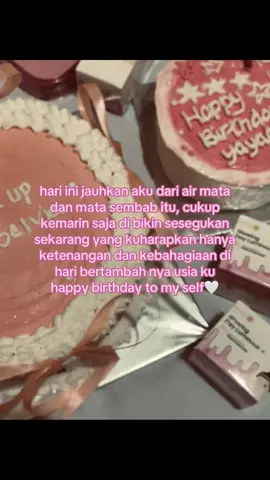 happy birthday to my self💗💗 #pink #cakes #aesthetic #birthday #girl #fyppppppppppppppppppppppp 