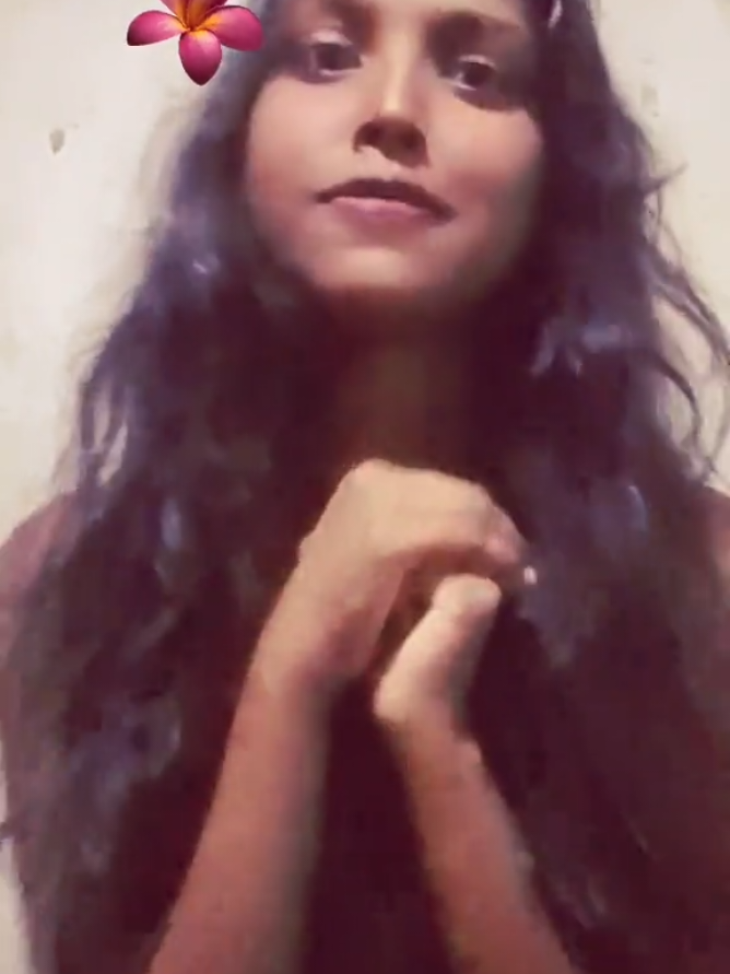 ආසයිතේ😼 #srilankan_tik_tok🇱🇰 #trendingvideo #srilanka #trending #💗 #goviral #🙂 #bimsewgurl♥ #bimsewgurl♥ #fypシ #onemilionviews #fypシ゚viral #viraltrend #viral #fy #fyp #OutraMetade