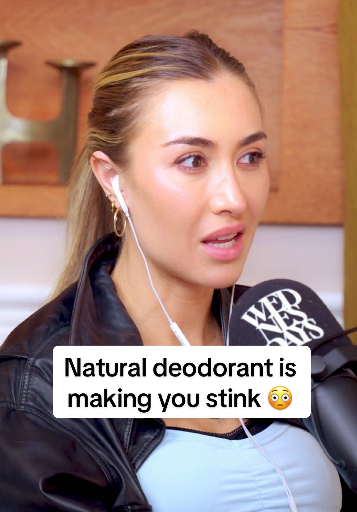 Natural deodorant is lying to you 🤣 To watch the full episode search ‘Wednesdays podcast’ on YouTube, Spotify, or Apple. #smell #Summer  #deodorantspray #podcasts #clips   #wednesdays #naturaldeodorant 