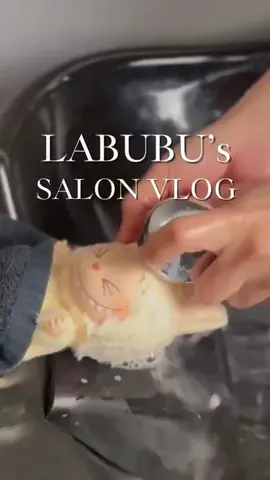 You can see it's very happy#viral #trending #viralvideo #cute #labubu #popmart #beauty 