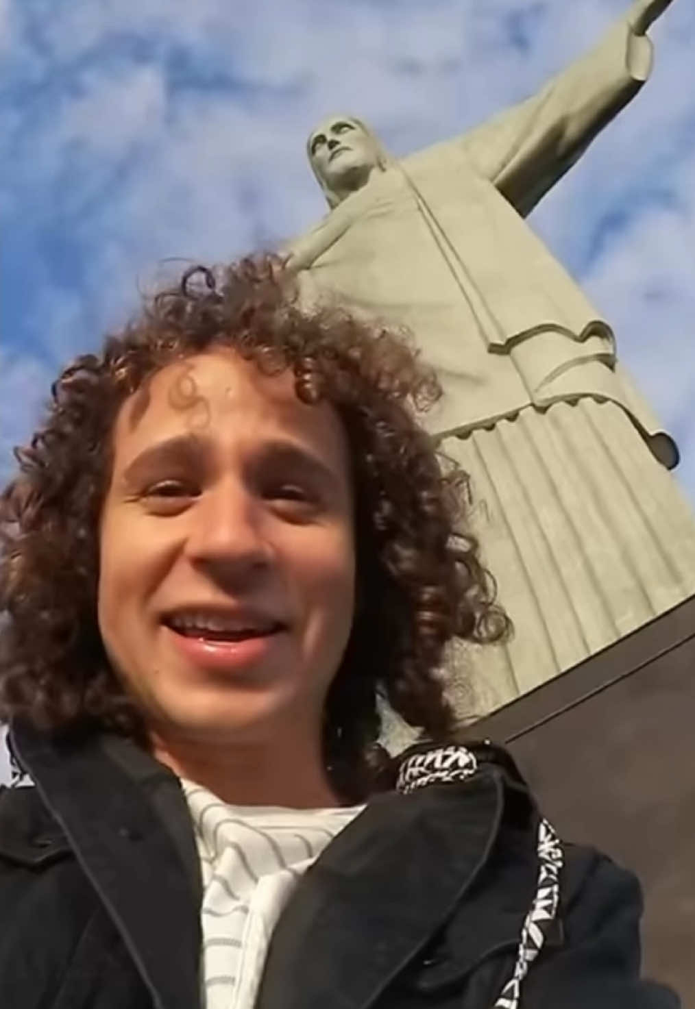 buenos días a todos menos a esas personas que me dijeron que vaya 4pm #riodejaneiro #brasil 