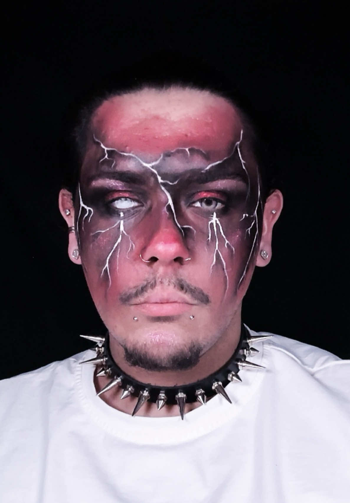 Crying lightning ⚡️ collab look for @Twisted Peach Cosmetics 🍑 @Augusta Marshall  #lightningmakeup#CreativeMakeup#makeupartists#selftaughtmua#viral#supremesalty🧂#savagepandafamily🐼#transition#mehronmakeup#TwistedPeachCosmetics#TwistedPeachBucks#TwistedPeachPR#twistedpeachteamcollab#twistedpeachpeaches 