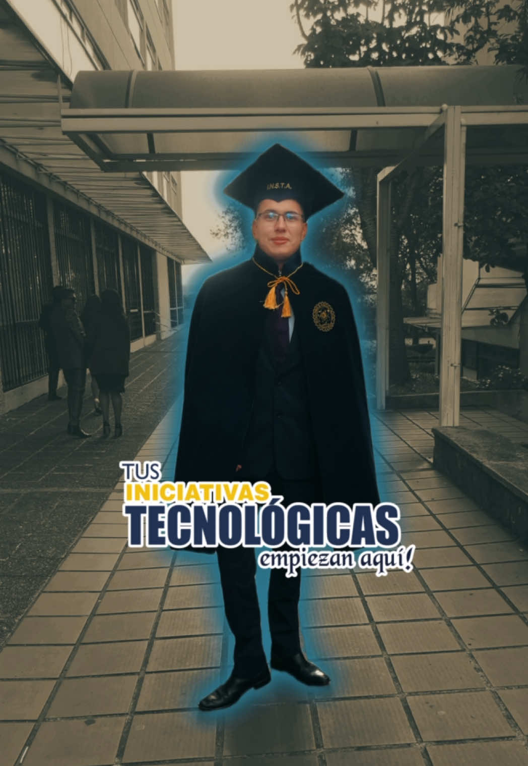 ¡La meta se cumplió y el futuro comienza hoy!✨👨🏼‍🎓 La graduación no es el final, es el comienzo de todo lo que soñaste.😎✨ #YoSoyINSTA #Graduación  #INSTA #esfuerzo #trabajo #educaciónsuperior #Tecnologías 