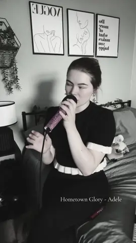 #fyp #viralvideos #eviesings #musiciansoftiktok #singer #music #foryoupageofficiall 🎶🎶🎶🎶