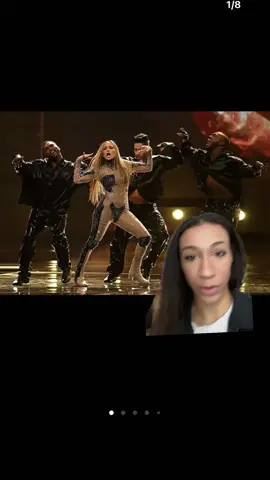 Hollyweird is just entering a whole new level of dystopian 🙃😭 #ama #awardshow #jlo #bensonboone #gracieabrams #heidimontag #spencerpratt #jamescharles #gwenstefani #blakeshelton #fail #messy #amas 
