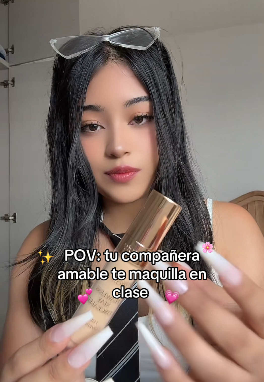 Te maquillo en clase 🤭💄#asmr #girl #cute🍓 #compañera #amable #clases #makeup #maquillaje #roleplay #amiga #sounds #relax #pov 