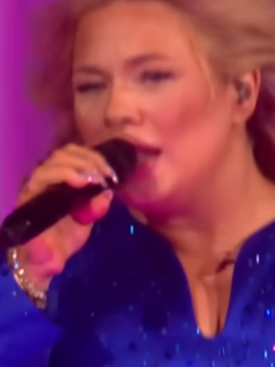 HALLUCINATION  #eurovision #esc #denmark #sissal #hallucination #meme #memetictok #eurovisionmemes #floptok #floptropica 