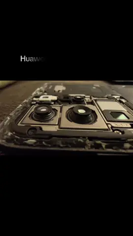 Absolutely insane for a 2020 phone... #huawei #techtok #android #harmonyos #bbk #xiaomi #hyperos #vivo #oppo #originos #samsung 