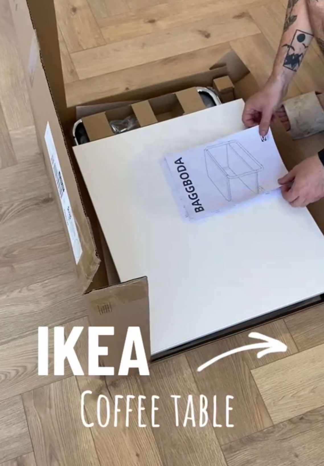 IKEA baggboda🤍🤩 super stolik kawowy/pomoczniczy jak za taką cenę! Niedługo się zabieram za jego stylizację👀 #dopaminedecor #ikea #homedeocor #coffeetable #sidetable #baggboda #onabudget #homeaccessories #homedecor #livingroom #renovationproject #apartmenttour #chrome 