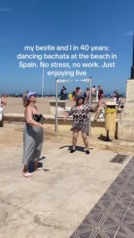 Thats the point #Summer #goals #travel #spain #viralvideos #sommer #spanien #beachgirl #beachvibes #ocean #dream #future #bestie 