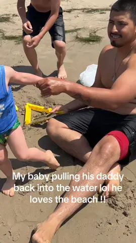 lol my lil baby ! 💙  #fyp #MomsofTikTok #boymom #beachvibes #kidsoftiktok 
