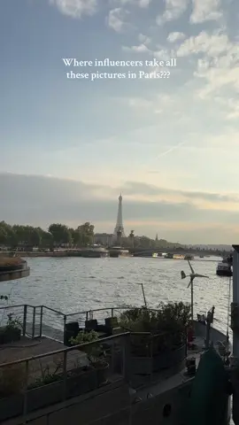 The best photo spots in Paris? The best coffee shops? The best experience and hidden  gems? 💎 Follow me for more💖 #parisspots #travelparis #travelfrance #paris2025 #visitparis 