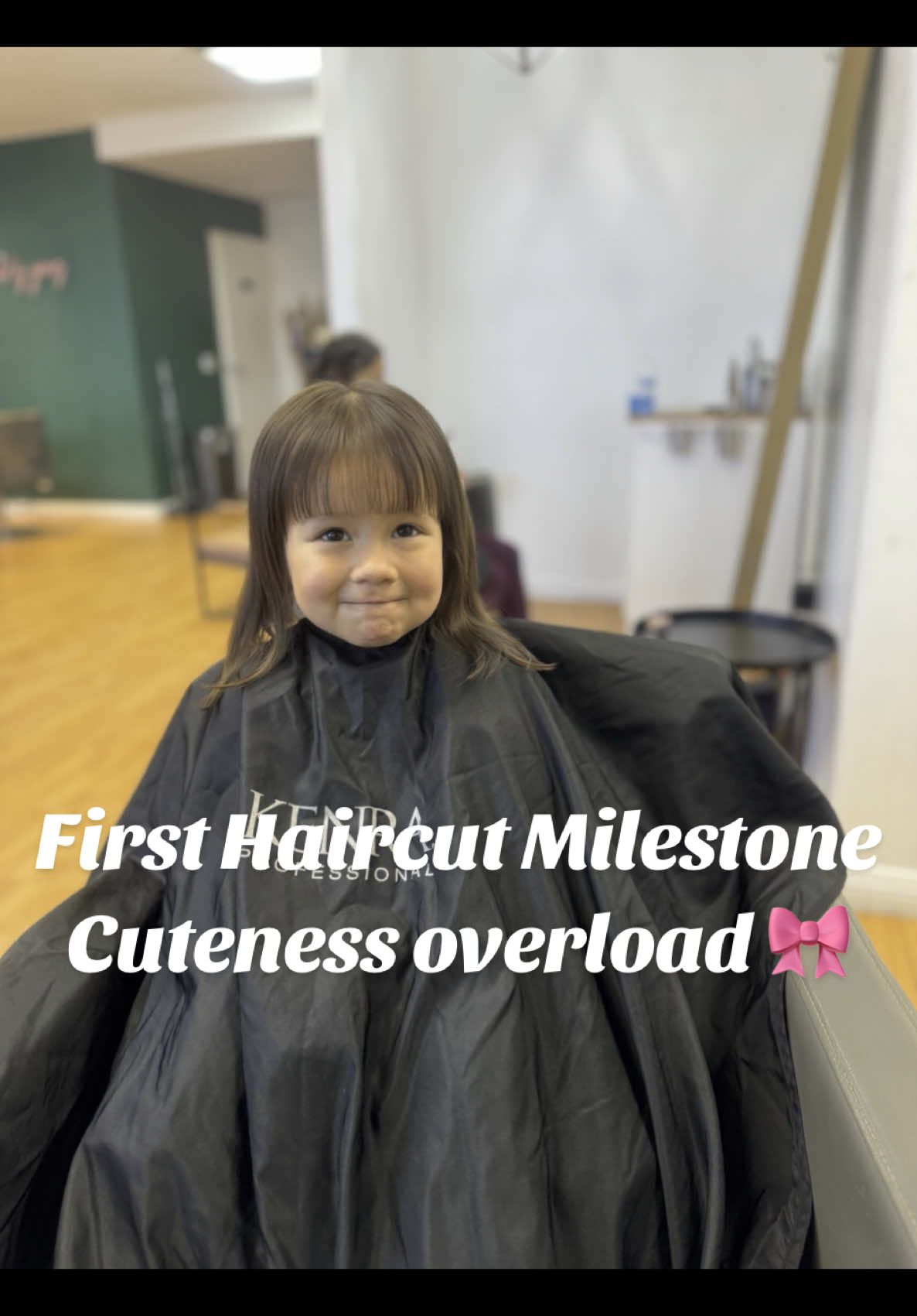 Chop chop! First haircut vibes with my little princess 👑✂️  #firsthaircut #milestonemoments #momlife #toddlerlife #babysfirst #growingup #proudmama #momtoks #momof2 #girlmomlife #beautyhacks #fashiontiktok #cutnessoverload #momentsthatmatter #sahm #toddlergirl 