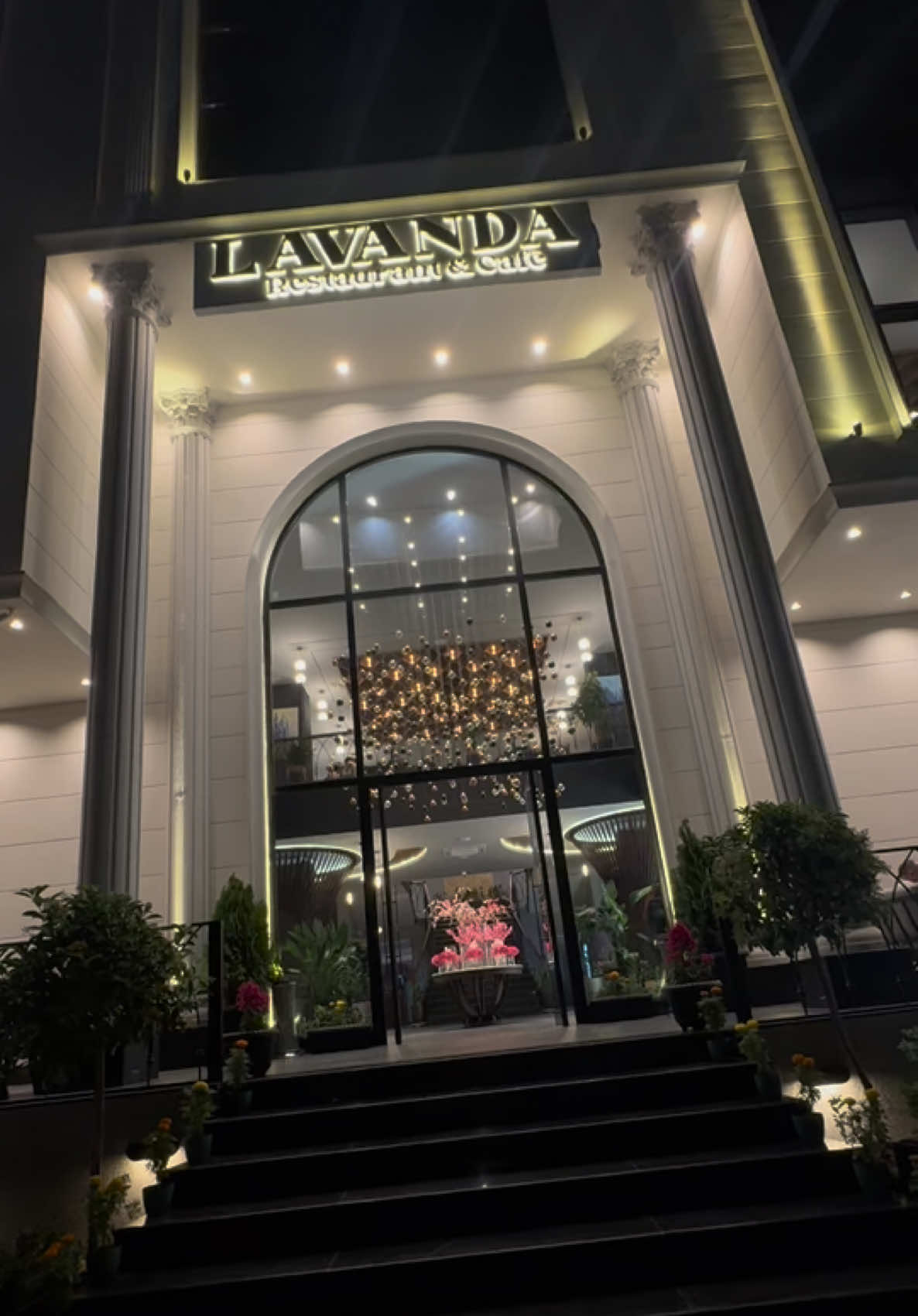LAVANDA Restaurant❤️‍🔥 #restaurant #lavanda #مطعم #اكل #اكلات #food #Foodie #foodtiktok #duhok #iraq #دهوك #العراق #العراق🇮🇶 #fyp #fy #الشعب_الصيني_ماله_حل😂😂 #fypage #fyppppppppppppppppppppppp #fypシ゚ #fypdong # 