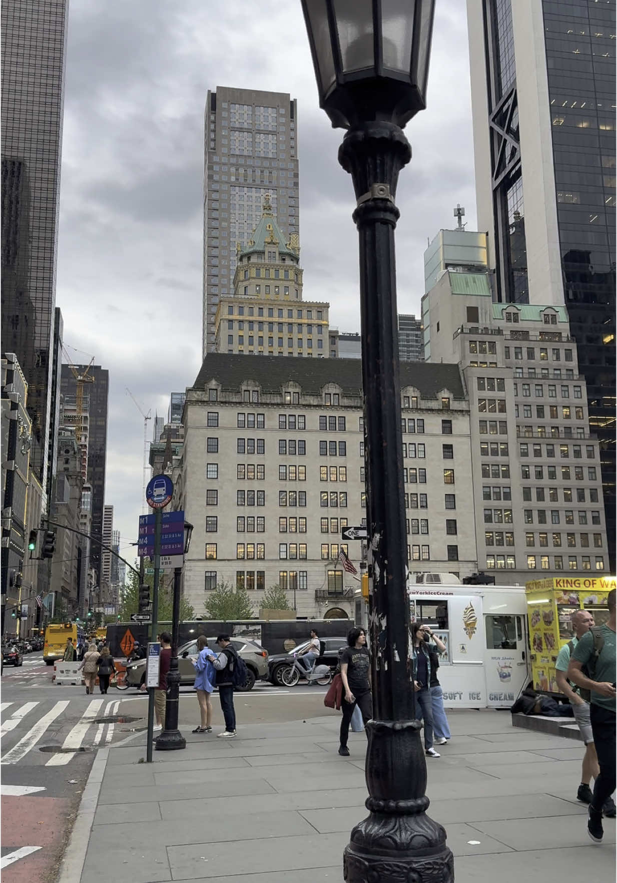 Walking in New York City Street , Manhattan 🇺🇸#usa🇺🇸 #nyc #news #ny #newyorkcity #unitedstates #unitedstates #tiktok #tiktokusa 