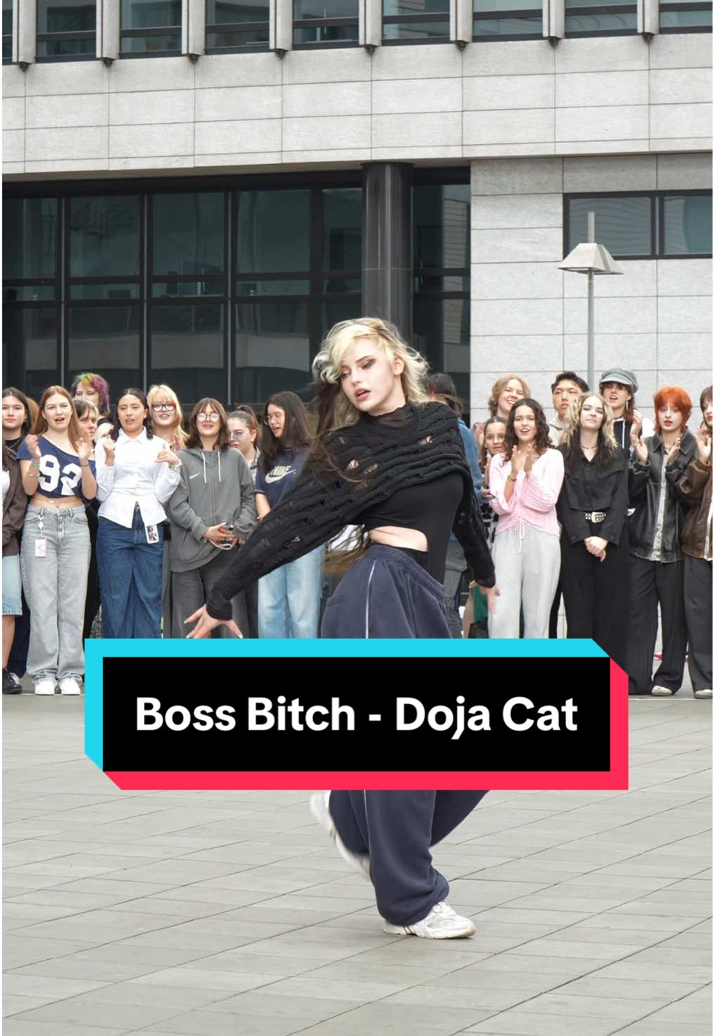 IG: @amee_kii  Boss Bitch - Doja Cat Choreography by E-Dance Studio @zzin_jinyoung at the April Random Dance //Tags:  #Kpop #Kpoprandomdance #randomdance #deutschland #kpopdeutschland #kcoverist #kpopdance #kpopdancecover #bossbitch #dojacat #dojacatbossbitch #edancestudio #edancestudiozzin