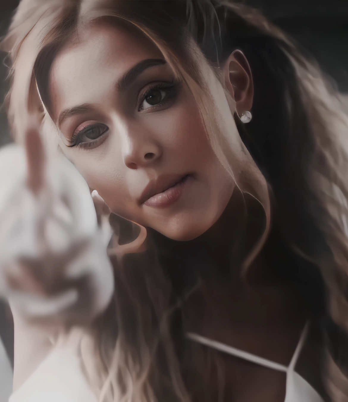 #ARIANAGRANDE :: uma proposta indecente né ariana 🤫 | testei a qualidade melhor, acho q ficou bom KKKKK te amo @✯ | scp sceneagb | #foryoupage #foryou #viral #arianagrande @arianagrande 