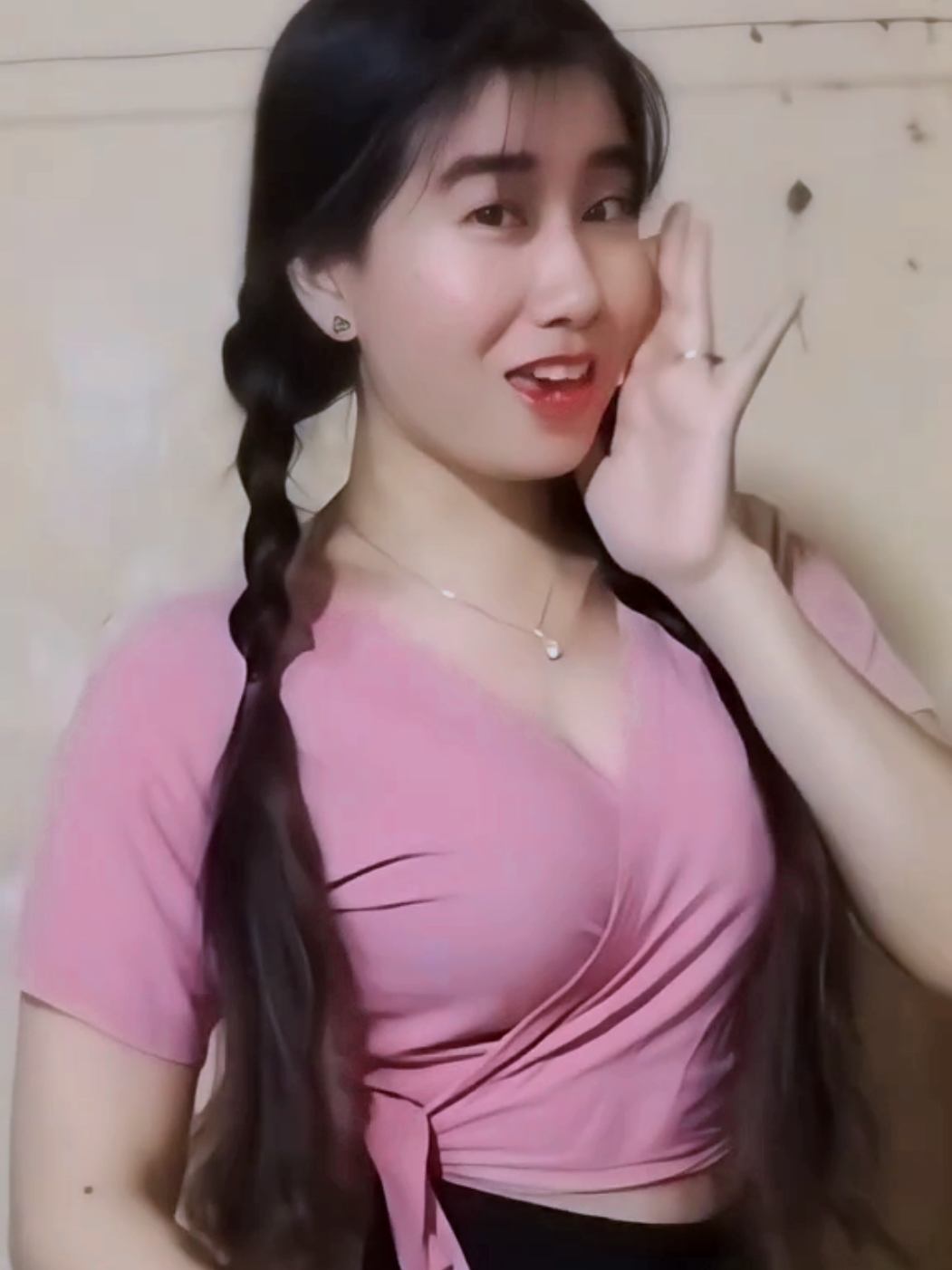 ဖုန်းဿင်မရာကွဲသွားပီဟာအဆင်မပြေပါဘူးစိတ်ညစ်ပြန်မပြင်နိုင်တော့ဘူး vdo လဲမရိုက်တော့ဘူးအဟောင်းပဲတင်တော့မယ်😭#ရောက်ချင်တဲ့နေရာရောက်👌 #ချစ်ရင်အသဲပေး💖 #မြင်ပါများပီးချစ်ကျွမ်းဝင်အောင်လို့🤒🖤 #tiktokmyanmar #foryou #forpage #fpy #thankb4youdo #dawlayyamin  နောက်ဆုံးရိုက်တဲ့vdoလေးတင်လိုက်မယ်😭