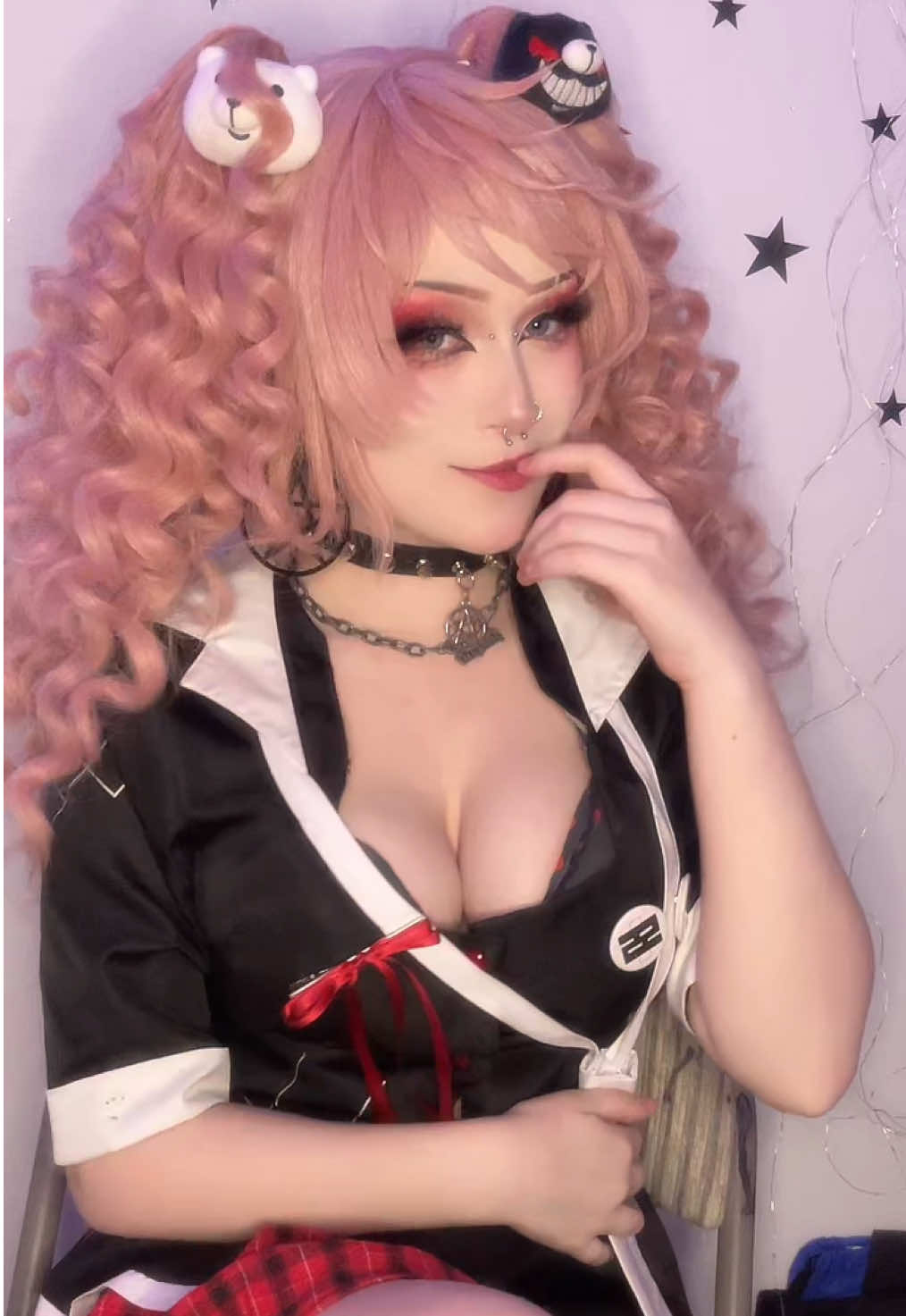 FAKE BODY!!! hai guys comment if u like da cosplay hehe:3 #limeflowerr #cosplay #cos #junko #junkoenoshima #danganronpa #ダンガンロンパ #コスプレ #fypシ #zyxcba 