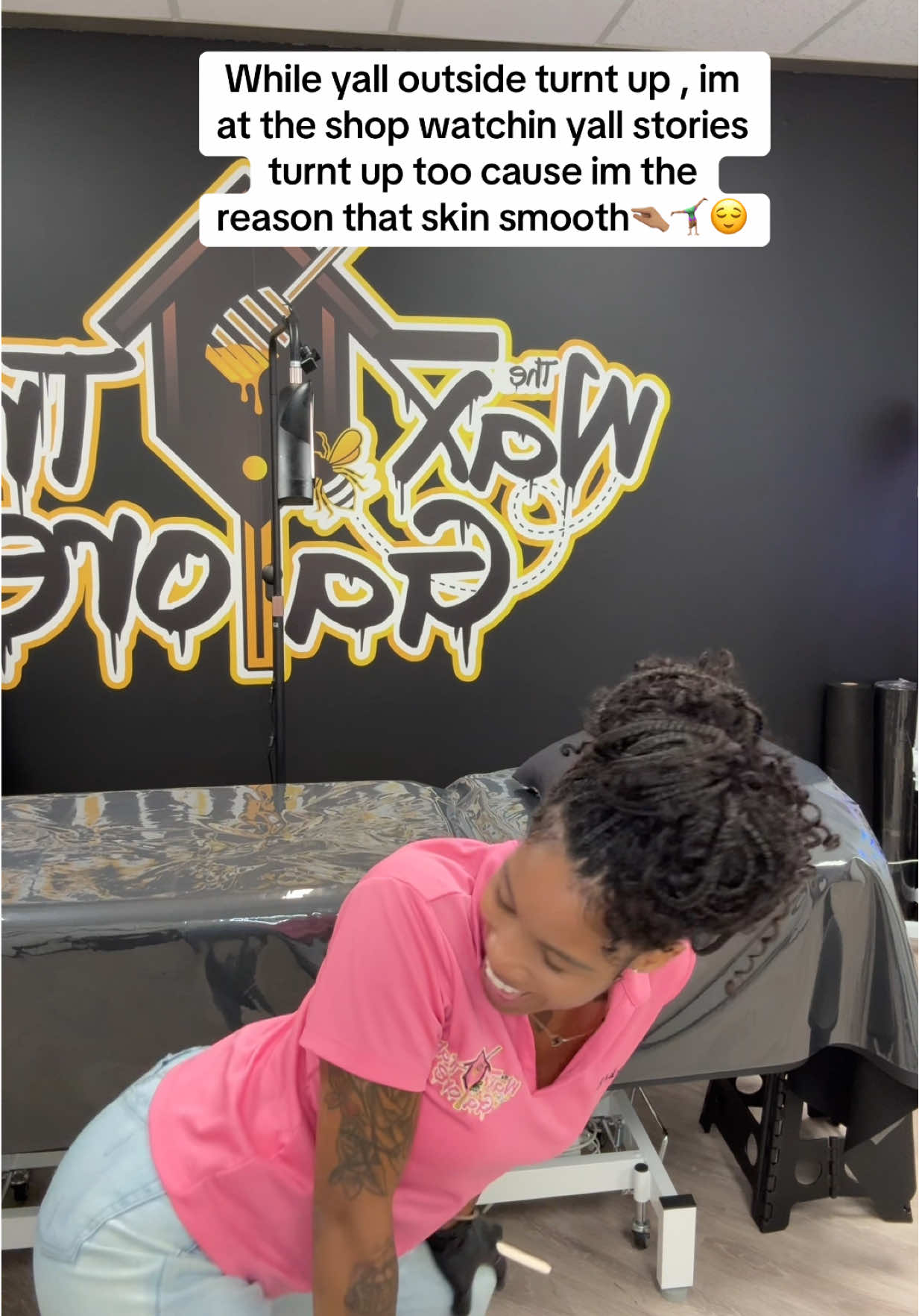 Baby I be lit with yall 😌😝 📍houston Tx 77068  Yall looking or booking ? 👀🫶🏽  follow @TheWaxTrap_Galore 💛 and click the link in the bio to book your appointment 🔗🥰 #fypシ #houstontx #waxhumor #thewaxtrapgalore #waxspecialist #houstonwaxer #licensedesthetician  